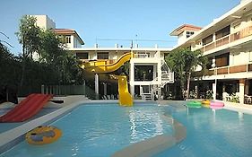 Splash Mountain Resort & Hotel